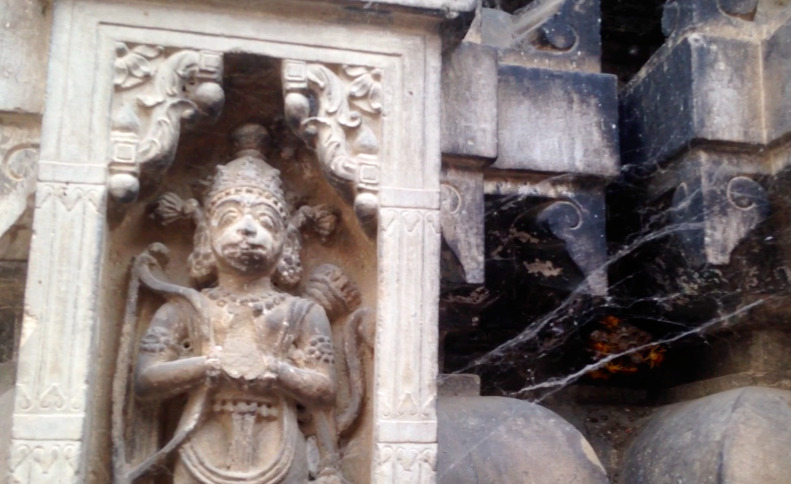 Nicolina Tyler — A Sensory Synopsis of Varanasi