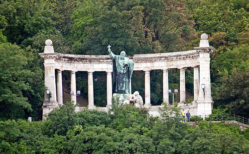 Nicolina Tyler — Up Up Up to the Citadella, Budapest