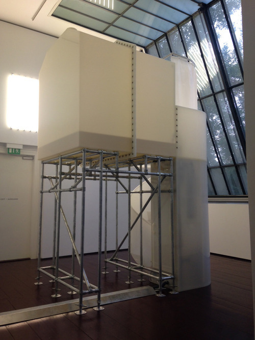 Nicolina Tyler — Sensory Deprivation Art in Vienna