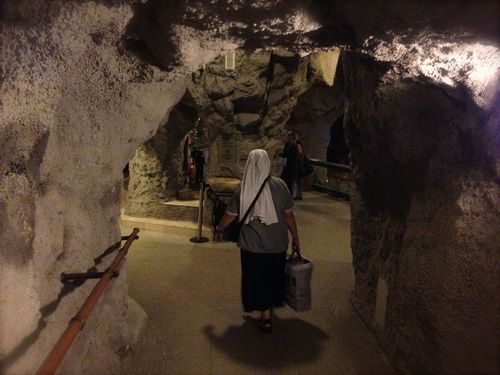 Nicolina Tyler — Holy Caves! Budapest