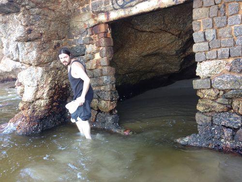 Nicolina Tyler — Niteroi, Caves and the Mothership