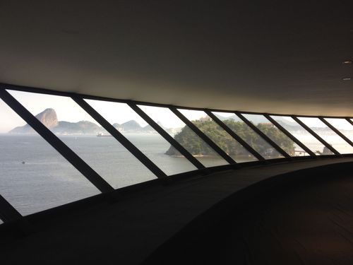 Nicolina Tyler — Niteroi, Caves and the Mothership