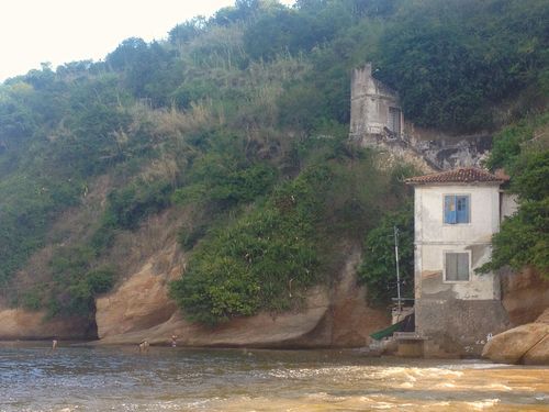 Nicolina Tyler — Niteroi, Caves and the Mothership